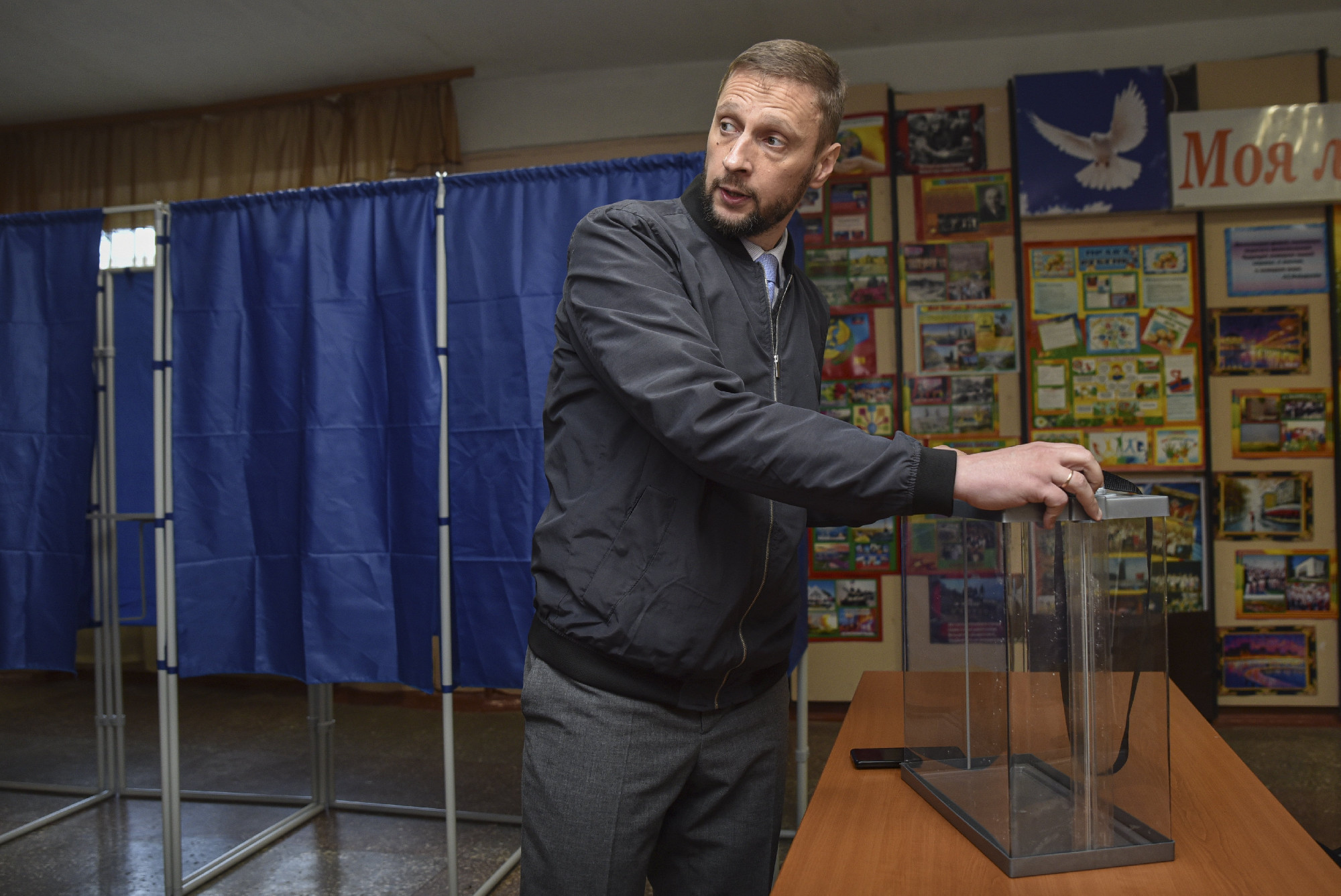 Megkezdődött az Oroszország által megszállt területeken a „népszavazás”