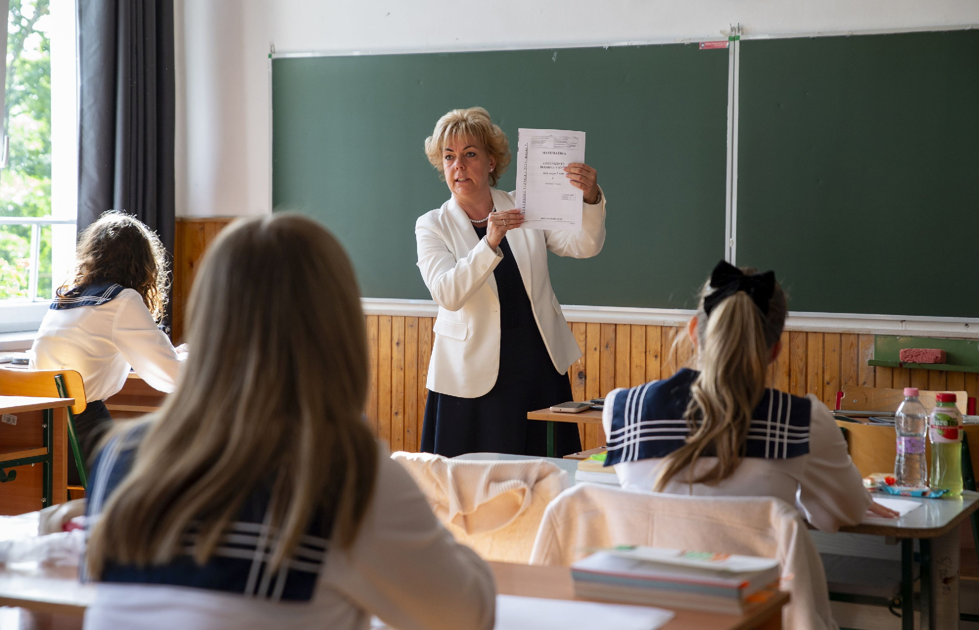 Népszava: Már nem közfeladatot ellátó személy egy tanár