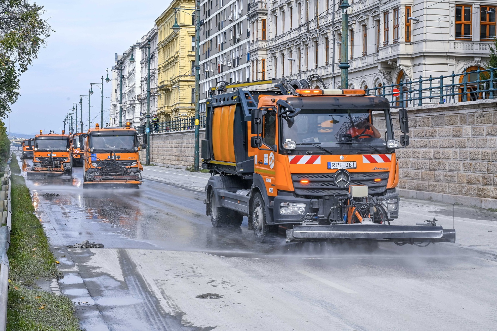 Hiába vonult le az ár, egyelőre lezárva marad a Margitsziget