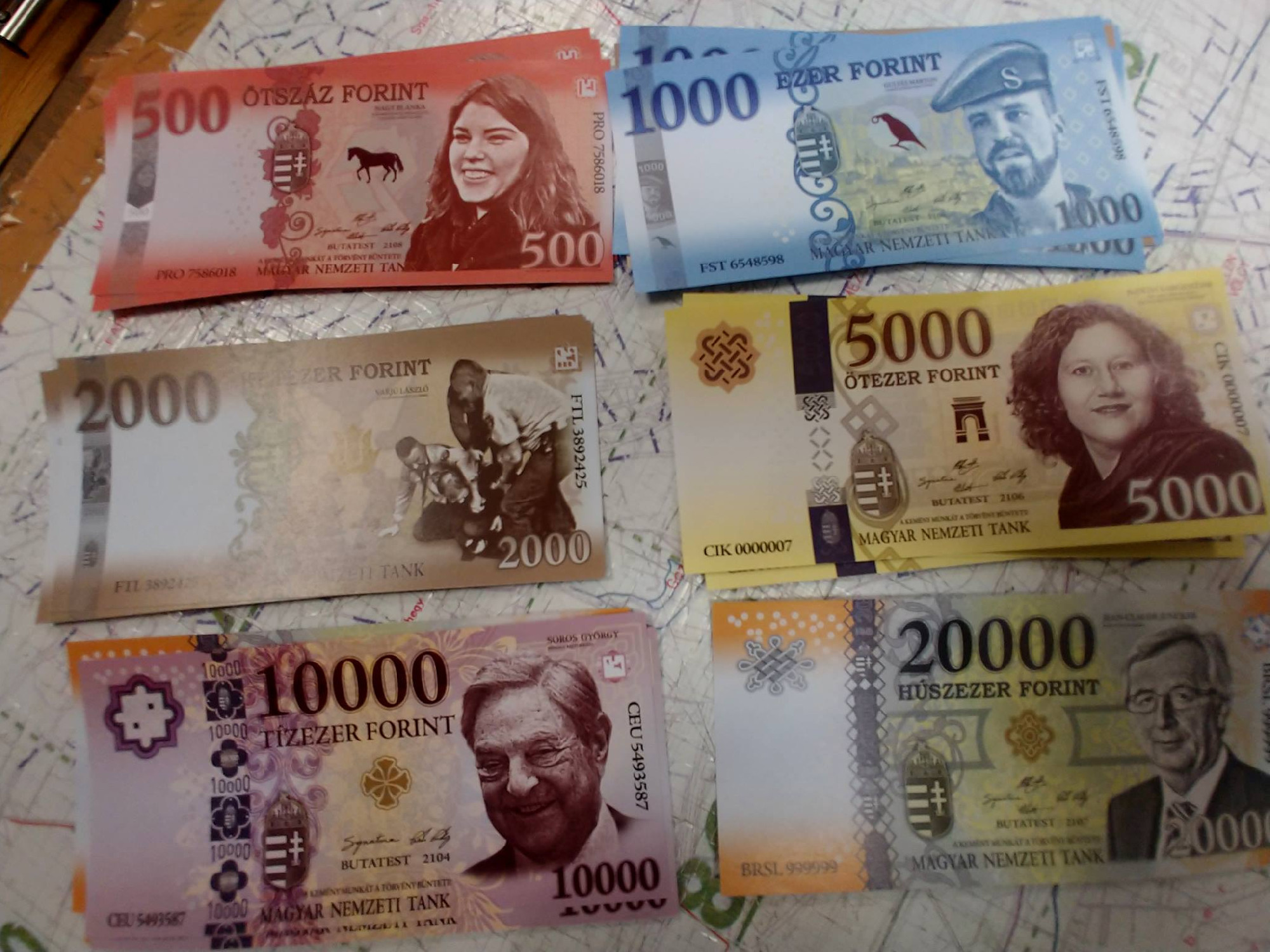 A kétfarkúak által nyomtatott játékpénzzel fizetett egy férfi egy kiskunhalasi kocsmában