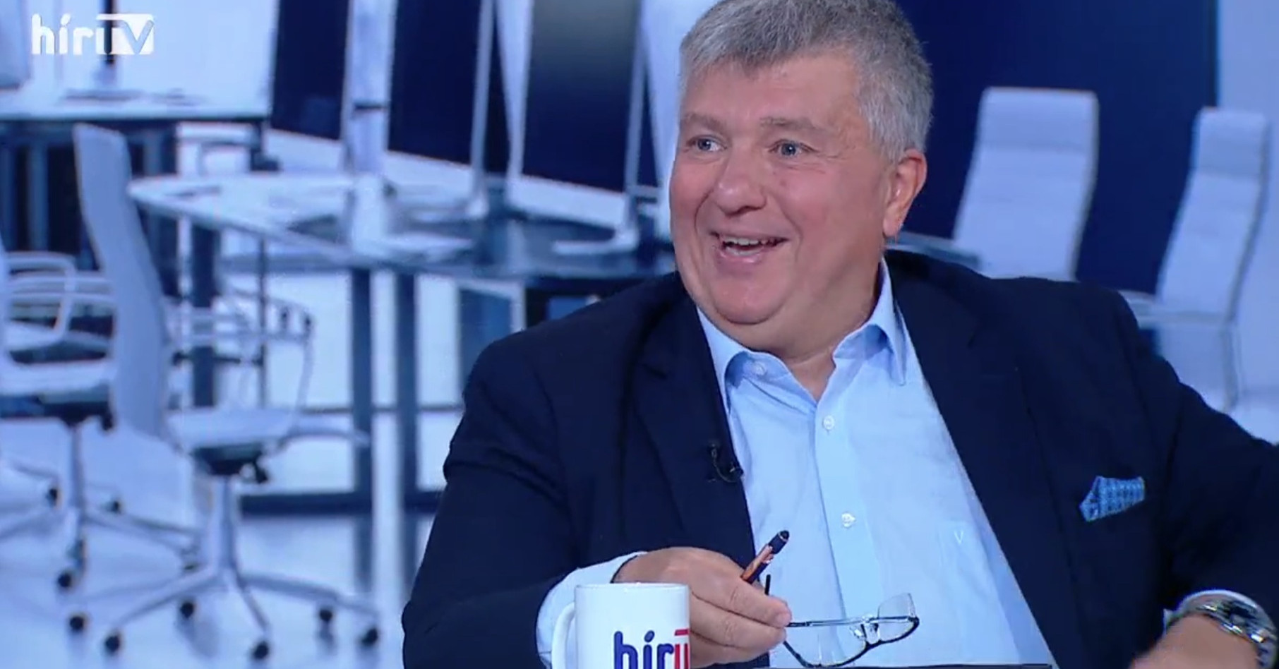 Parajd tragédiáján röhögött a Hír Tv ismert műsorvezetője