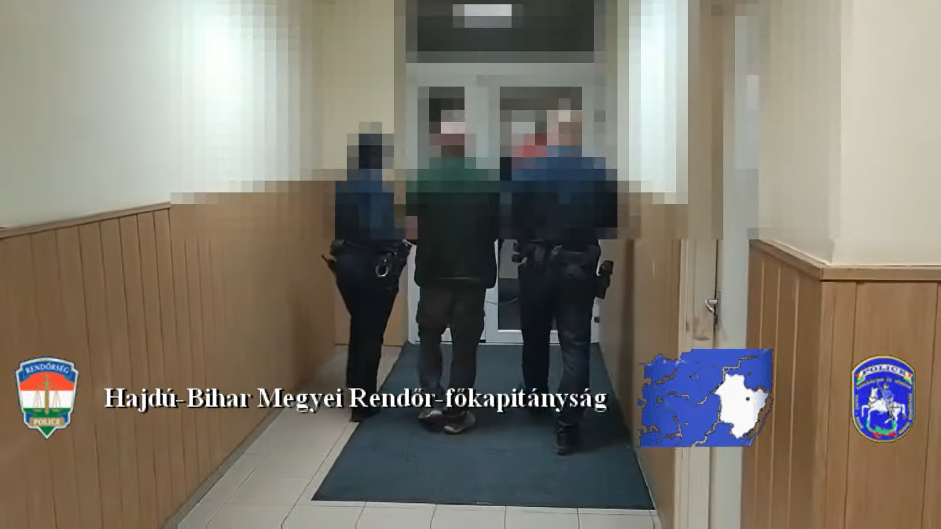 Álrendőr bírságolt szabálytalan maszkviselésre hivatkozva Debrecenben – elfogták