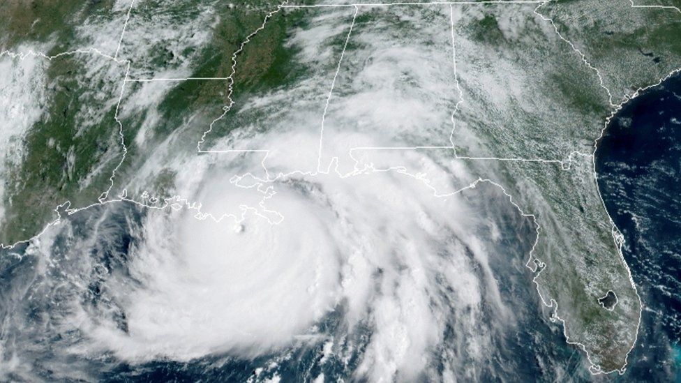 Az Ida hurrikán partot ért Louisianában, New Orleansban nincs áram