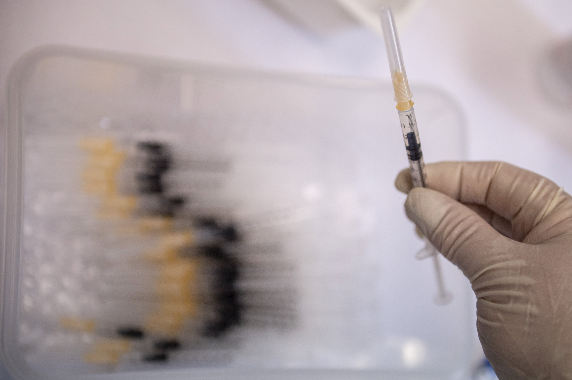 Két fővárosi polgármester is kötelezővé tette a védőoltást
