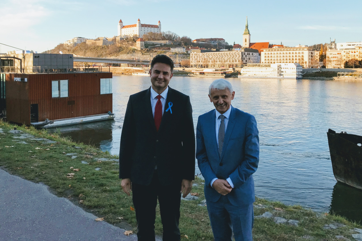 Márki-Zay találkozott a volt jobbközép szlovák miniszterelnökkel Pozsonyban