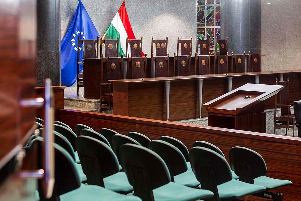 Salamon László vezeti ideiglenesen az Alkotmánybíróságot