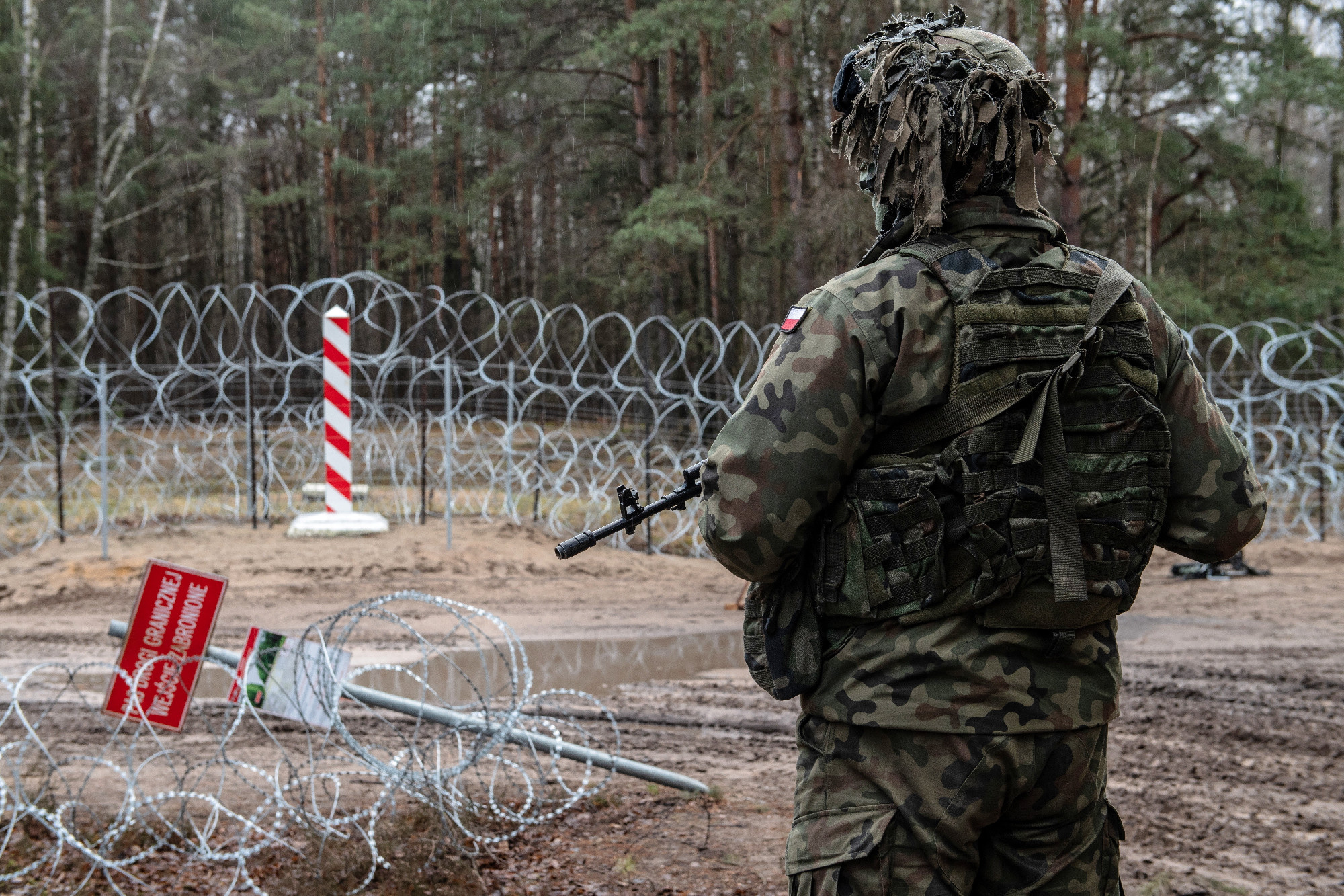 Áttörési kísérlet most nem volt, de továbbra is feszült a helyzet a lengyel határnál