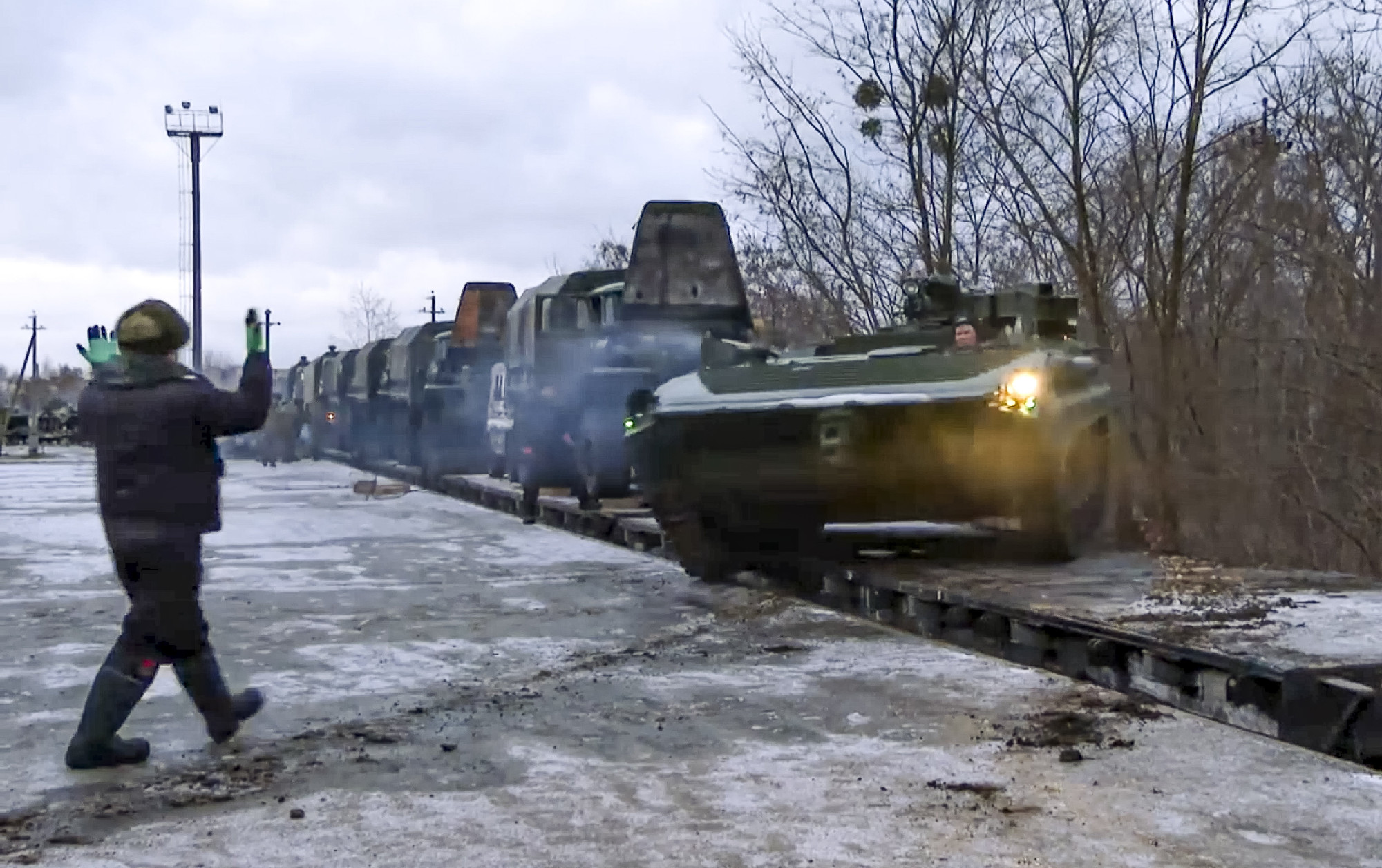 Pentagon: az Ukrajna köré vont orosz erők 92 százaléka már az országban van