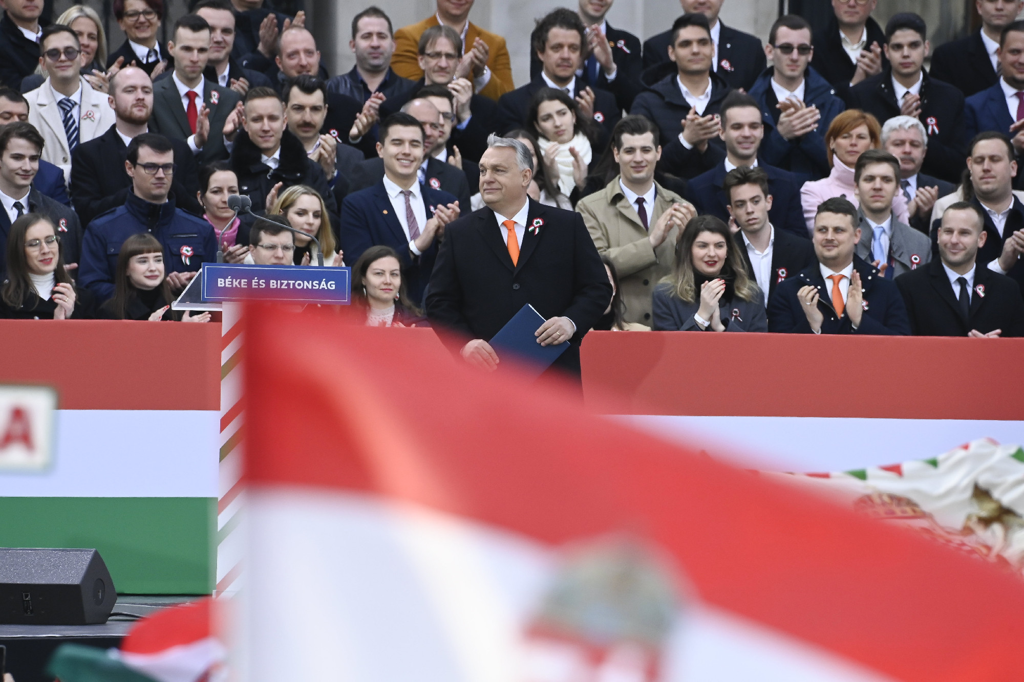 24 óra alatt kilencszer adta le Orbán Viktor március 15-ei beszédét a köztévé