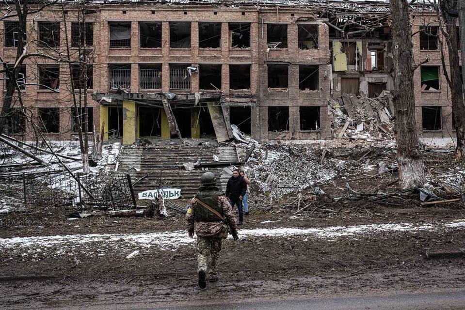 Moody's: Globális recessziót okozhat az ukrajnai háború elhúzódása