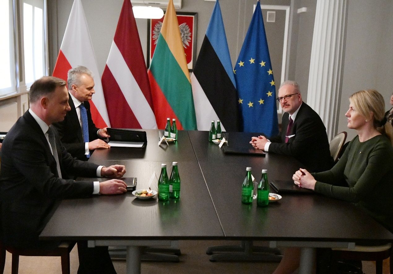 Kijevbe utazott a lengyel, a lett, az észt és a litván elnök