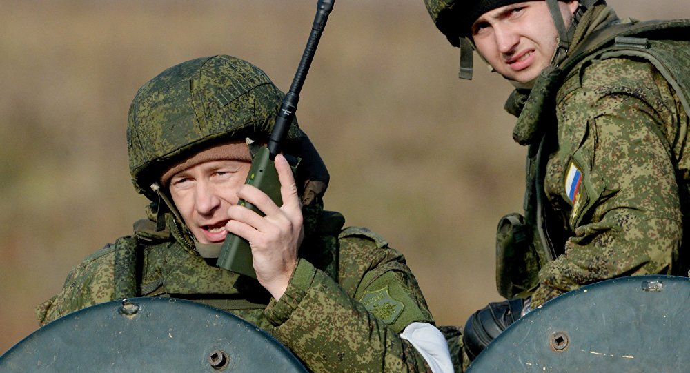 Az ukránok röplapokkal próbálják rávenni az orosz katonákat a megadásra