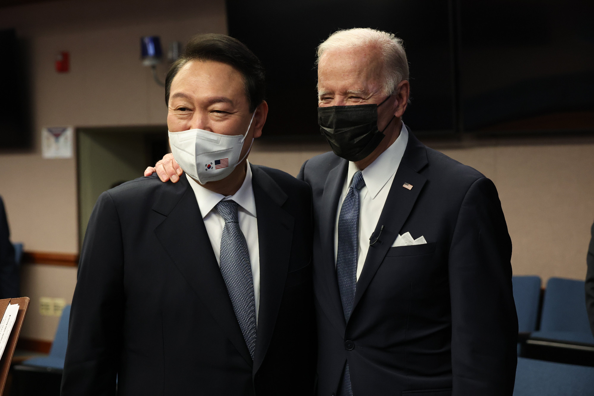 Kína befolyásának visszaszorításáról tárgyal Joe Biden Japánban