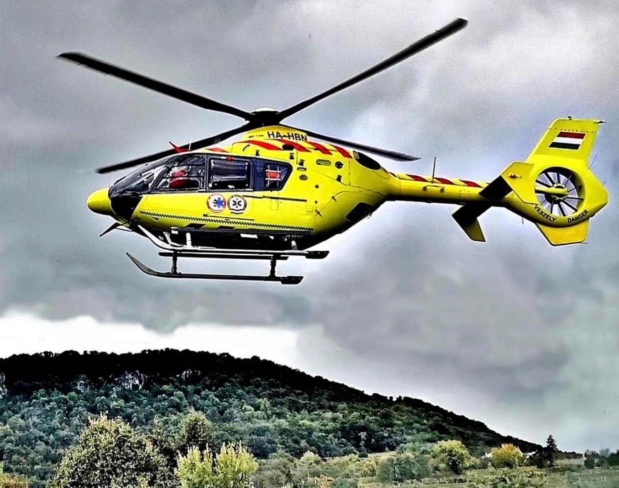 Mentőhelikopter segítsége is kellett a két éves, félrenyelt kisgyermek megmentéséhez