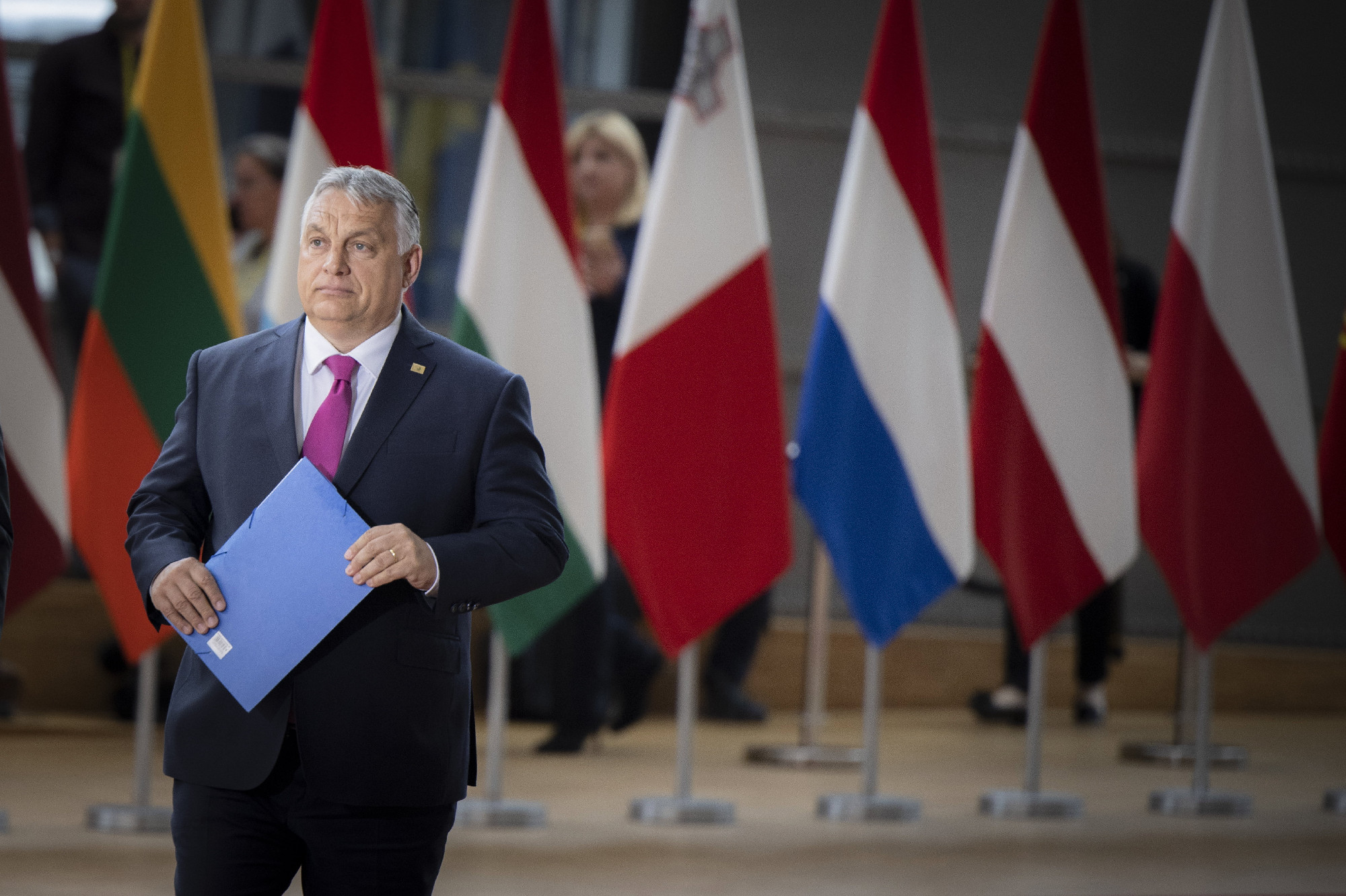 Orbán Viktor akár csapdába is sétálhatott az olajembargós megállapodás aláírásával