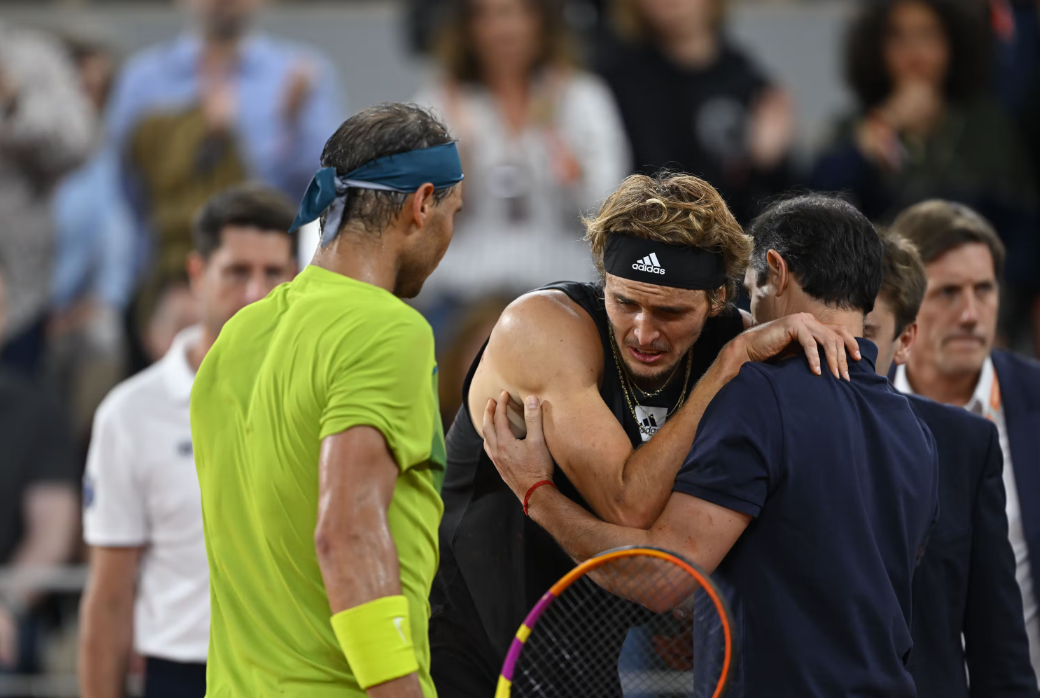 Rafael Nadal jutott a Roland Garros döntőjébe, miután Alexander Zverev megsérült