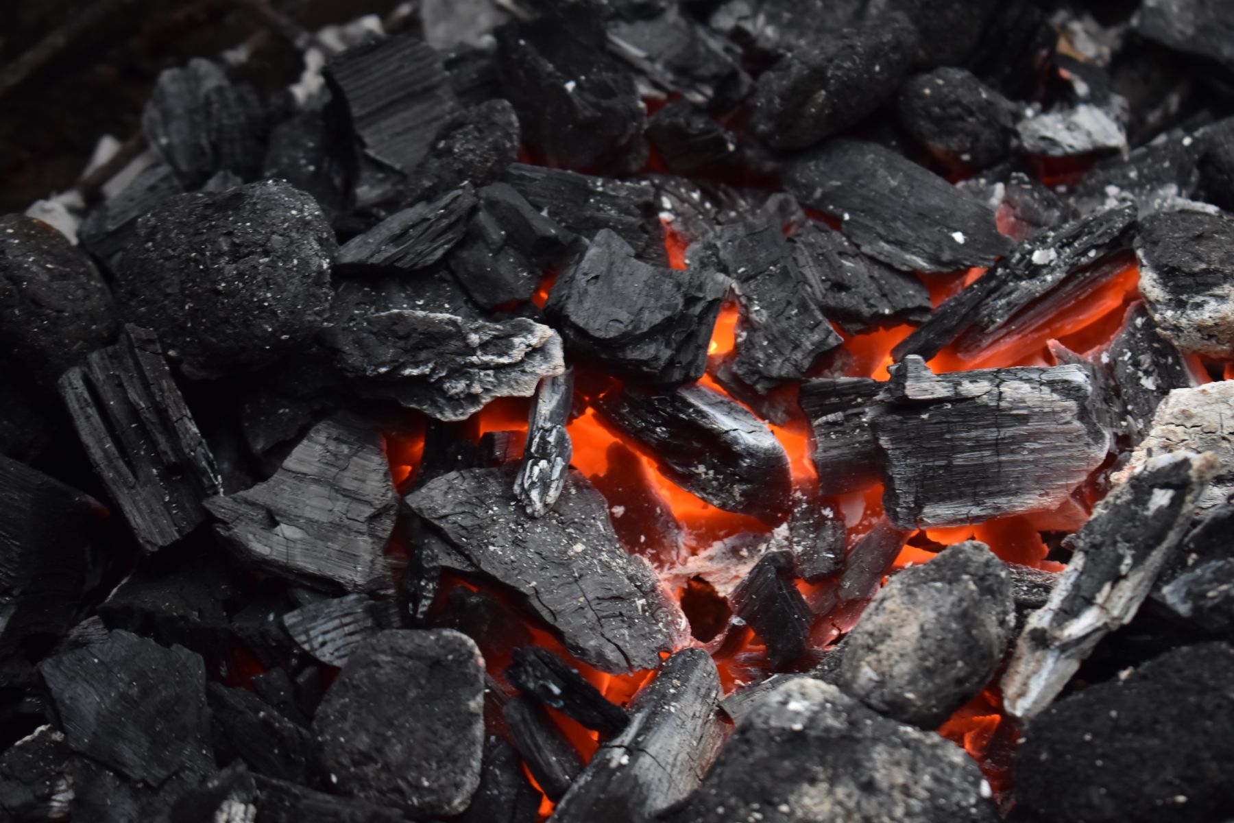 Segítene a szénnel fűtő kisfogyasztókon a lengyel kormány