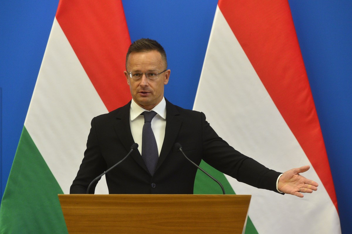 Szijjártó Péter: Magyarország a mielőbbi békében érdekelt