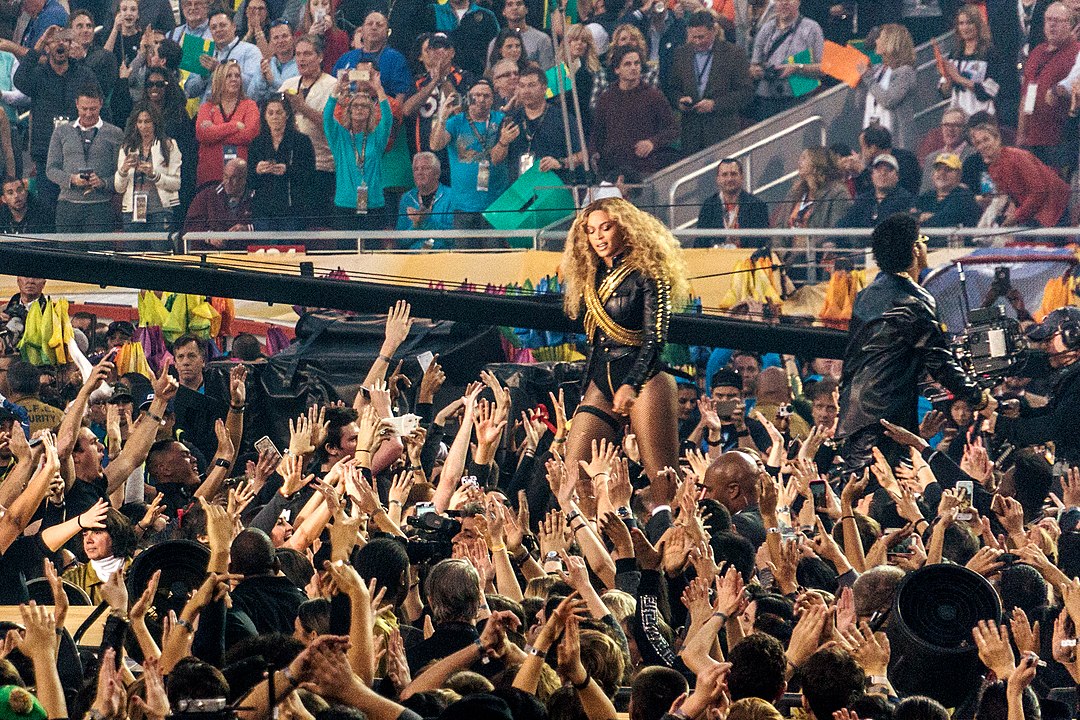 Beyoncé eltávolít egy sértő szót Heated című számából