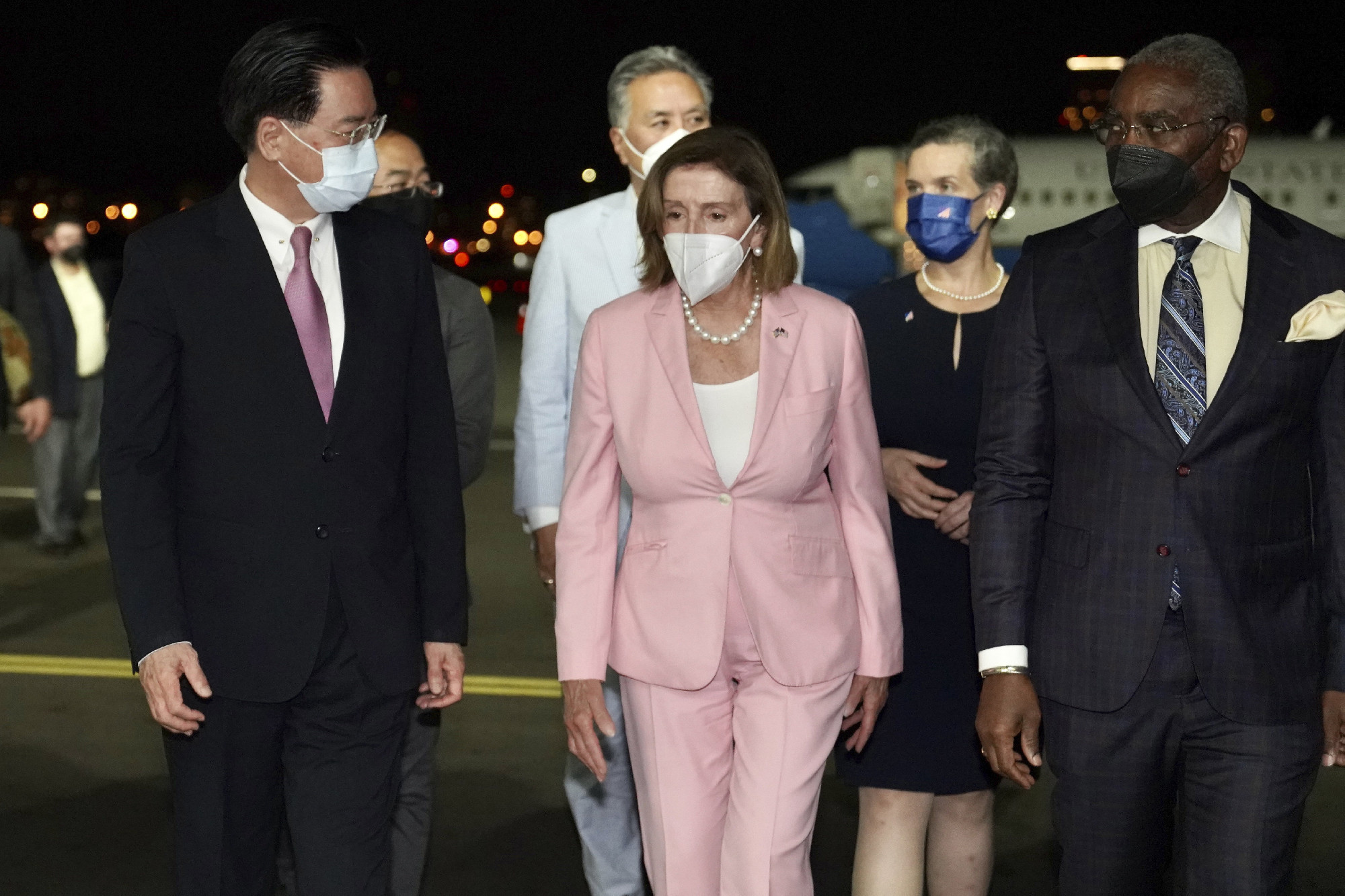 Nancy Pelosi felszólalt a tajvani parlamentben