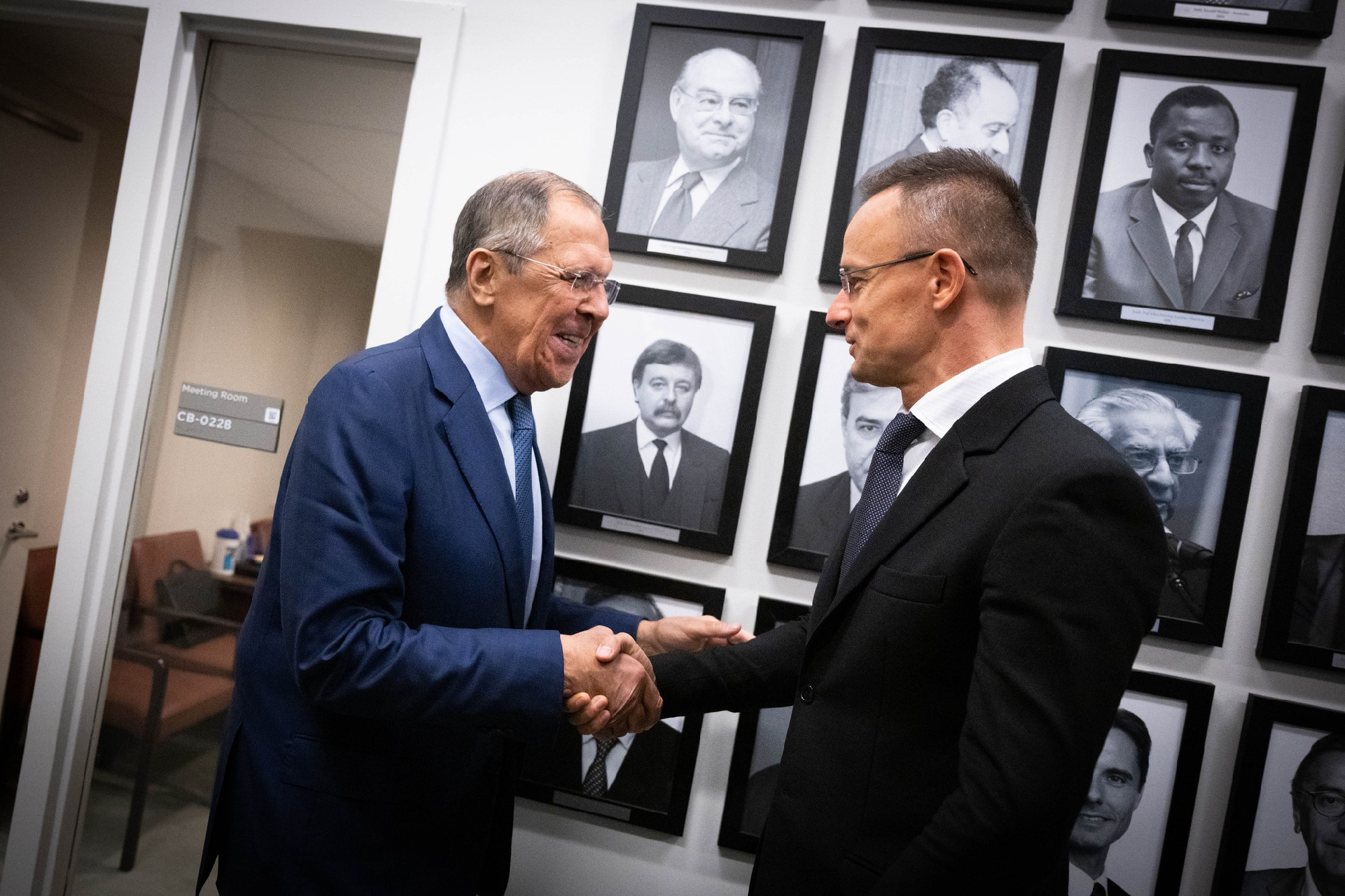 Szijjártó Péter az EU kérése ellenére tárgyalt Szergej Lavrovval