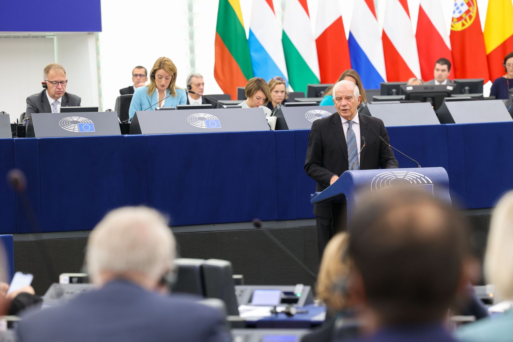 Európa kiszolgáltatottságára figyelmeztetett Borrell
