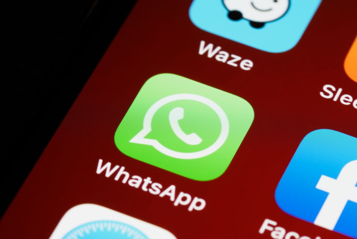 A WhatsApp vezetője szerint akár be is tilthatják a britek a szolgáltatást