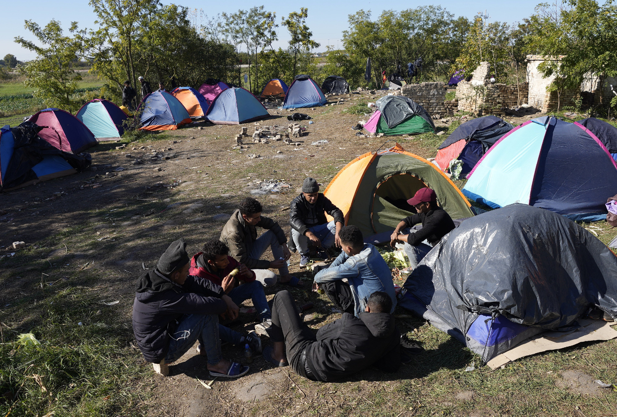 Lövöldözés után: máris visszatértek az illegális bevándorlók Horgosra