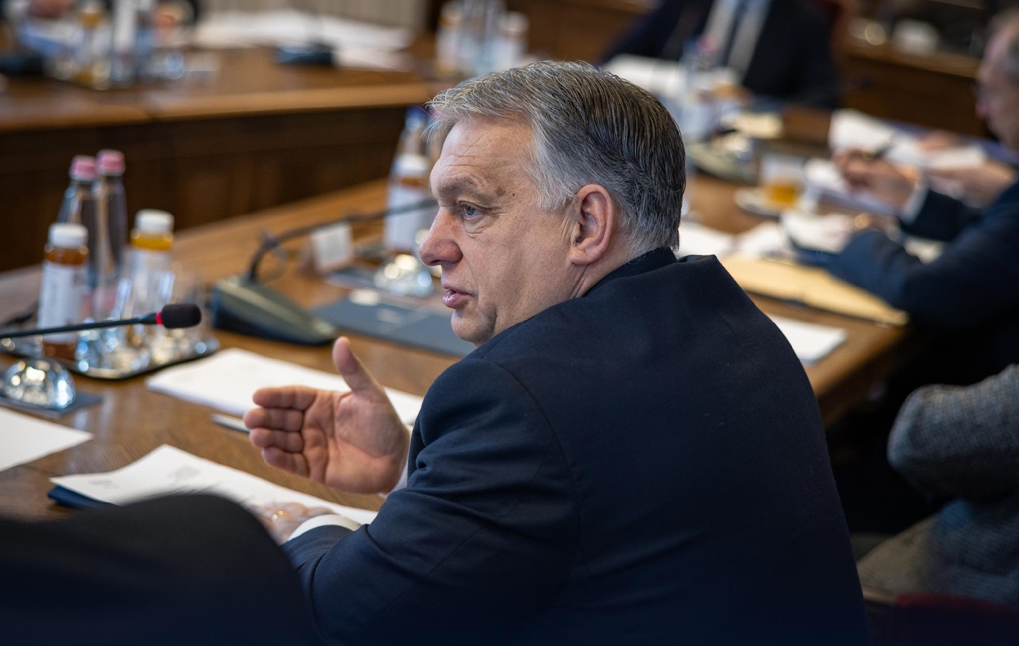 Ülésezik a kormány, Orbán Viktor szerint a veszélyek korába léptünk