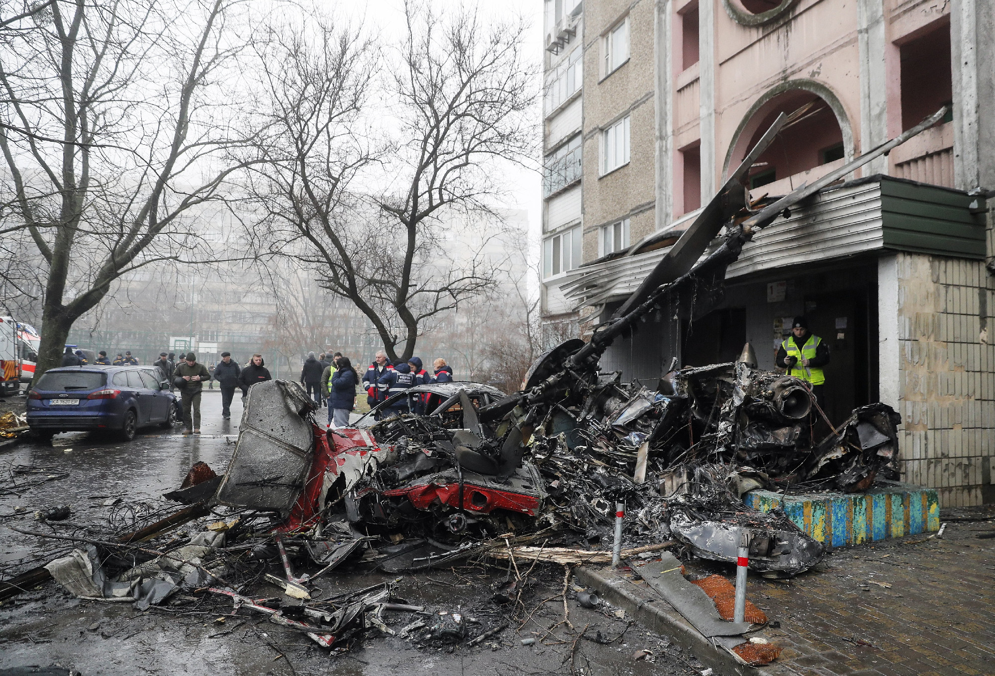 Helikopterbalesetben meghalt több ukrán belügyi vezető is