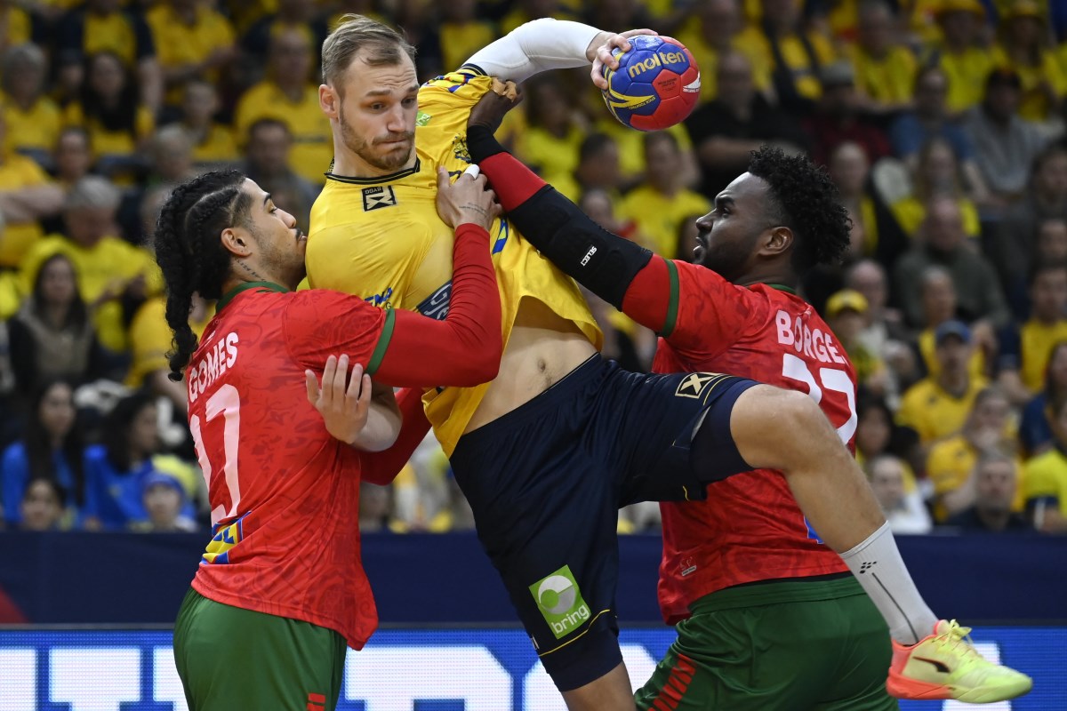 Kiszenvedett svéd győzelemmel a legjobb 8 közé jutott a magyar kéziválogatott