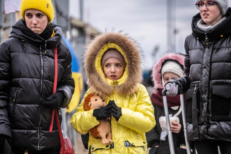Hatezer ukrán gyereket zártak orosz átnevelőtáborokba