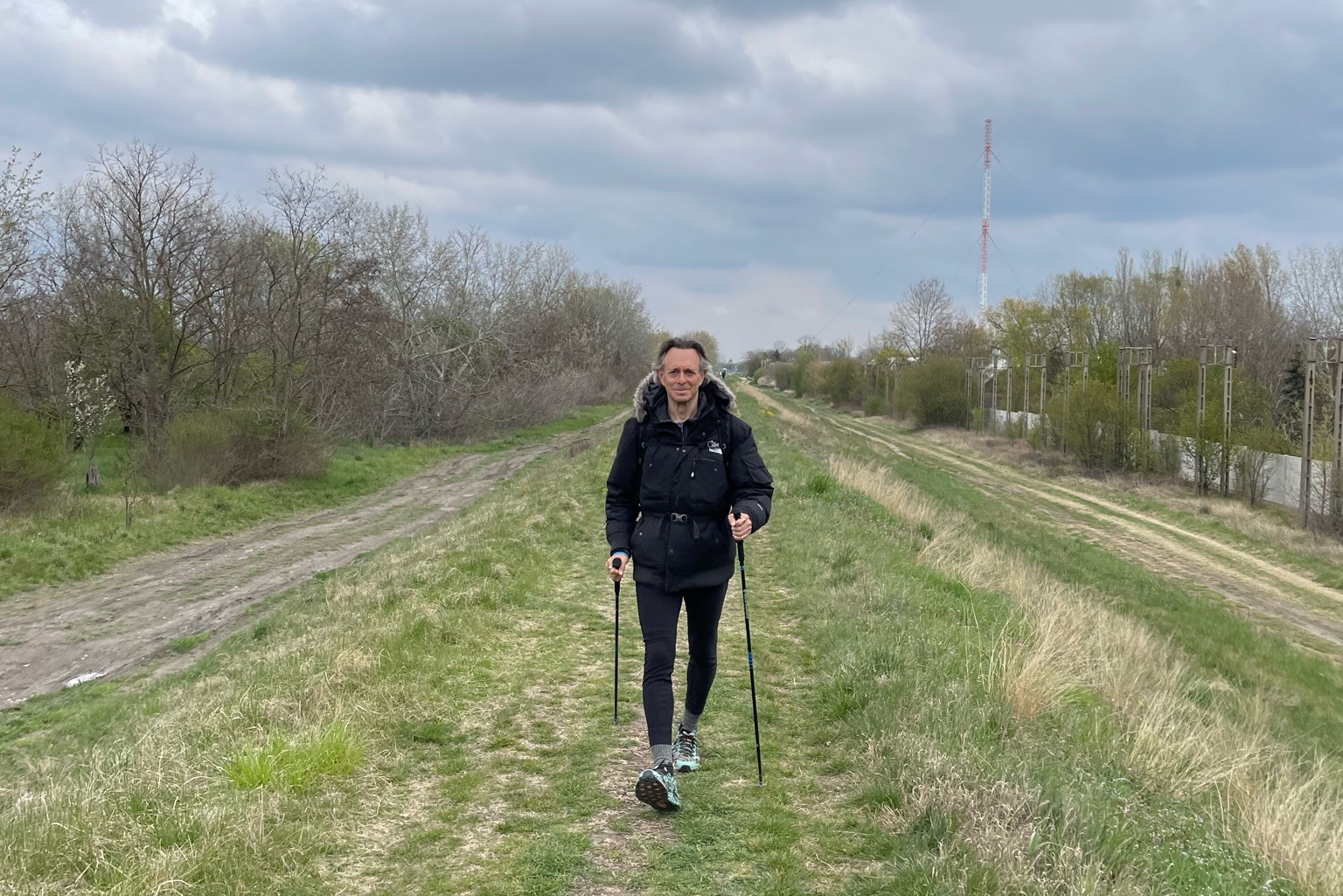 Egy kanadai férfi 4000 kilométert gyalogol, így kampányol a légköri szén kivonásáért