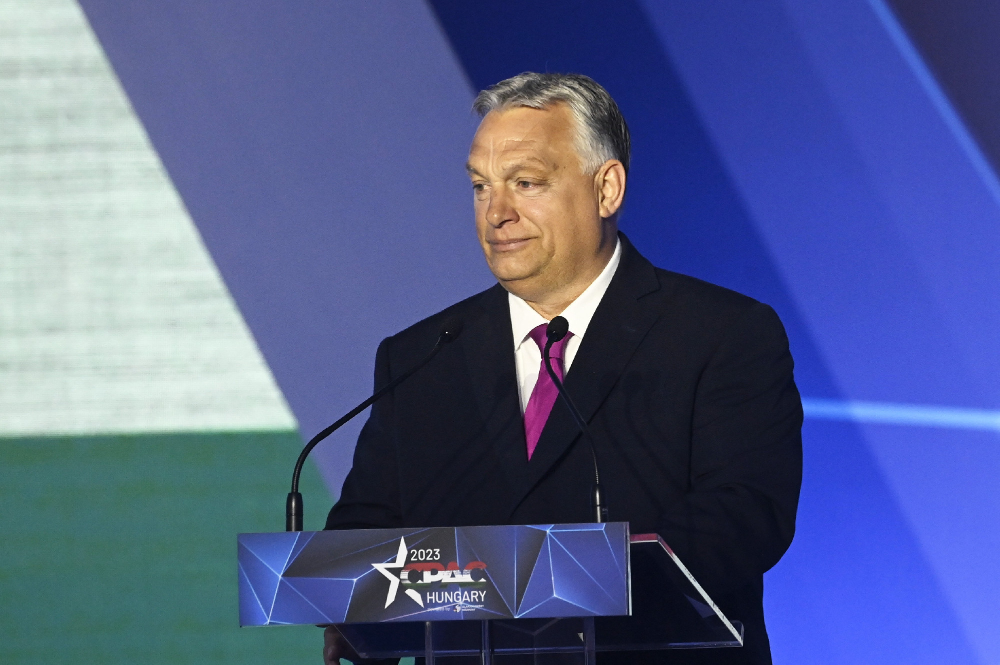 Orbán Viktor: Mindannyian támadás alatt állunk