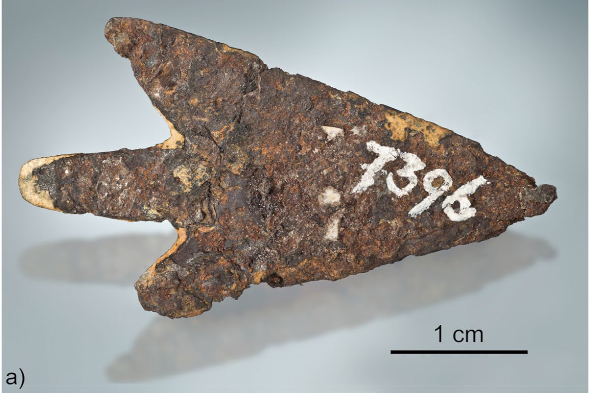 Földönkívüli eredetű fémeket találtak egy bronzkori nyílhegyben