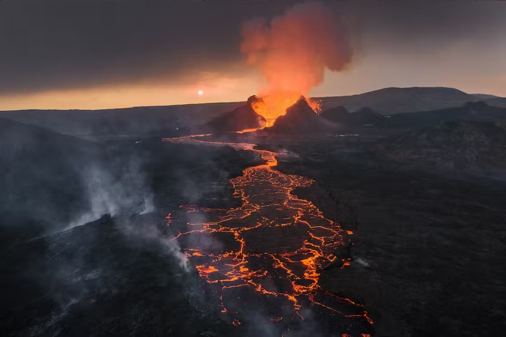 A vulkanológusok szeme láttára született egy új tűzhányó