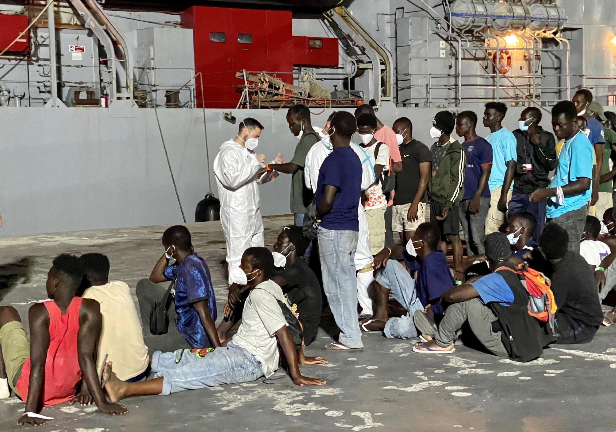 Frontex: Rekordszintű az illegális migráció a Földközi-tenger középső medencéjében