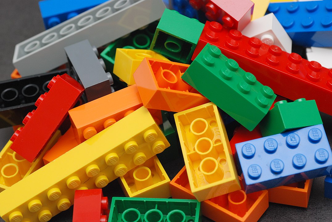 A Lego meggondolta magát: mégsem gyártja újrahasznosított műanyagból a kockáit
