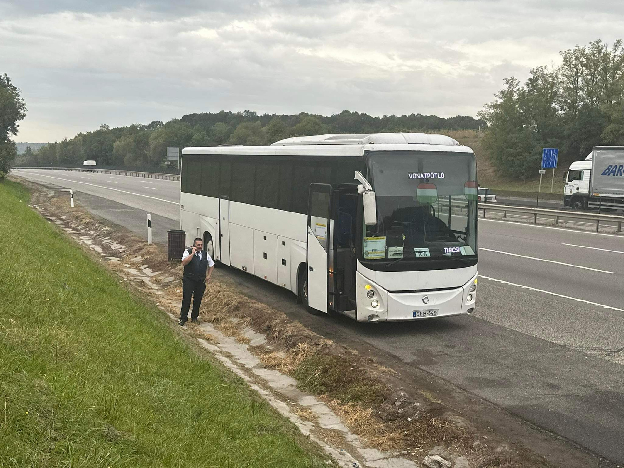 A hétvégén is összeomlott a 44-es vasútvonal