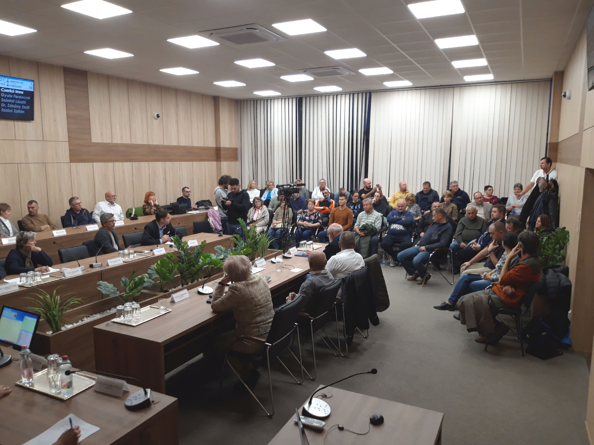 Helyi konzultációt kezdeményez vendégmunkásügyben Berettyóújfalu fideszes polgármestere