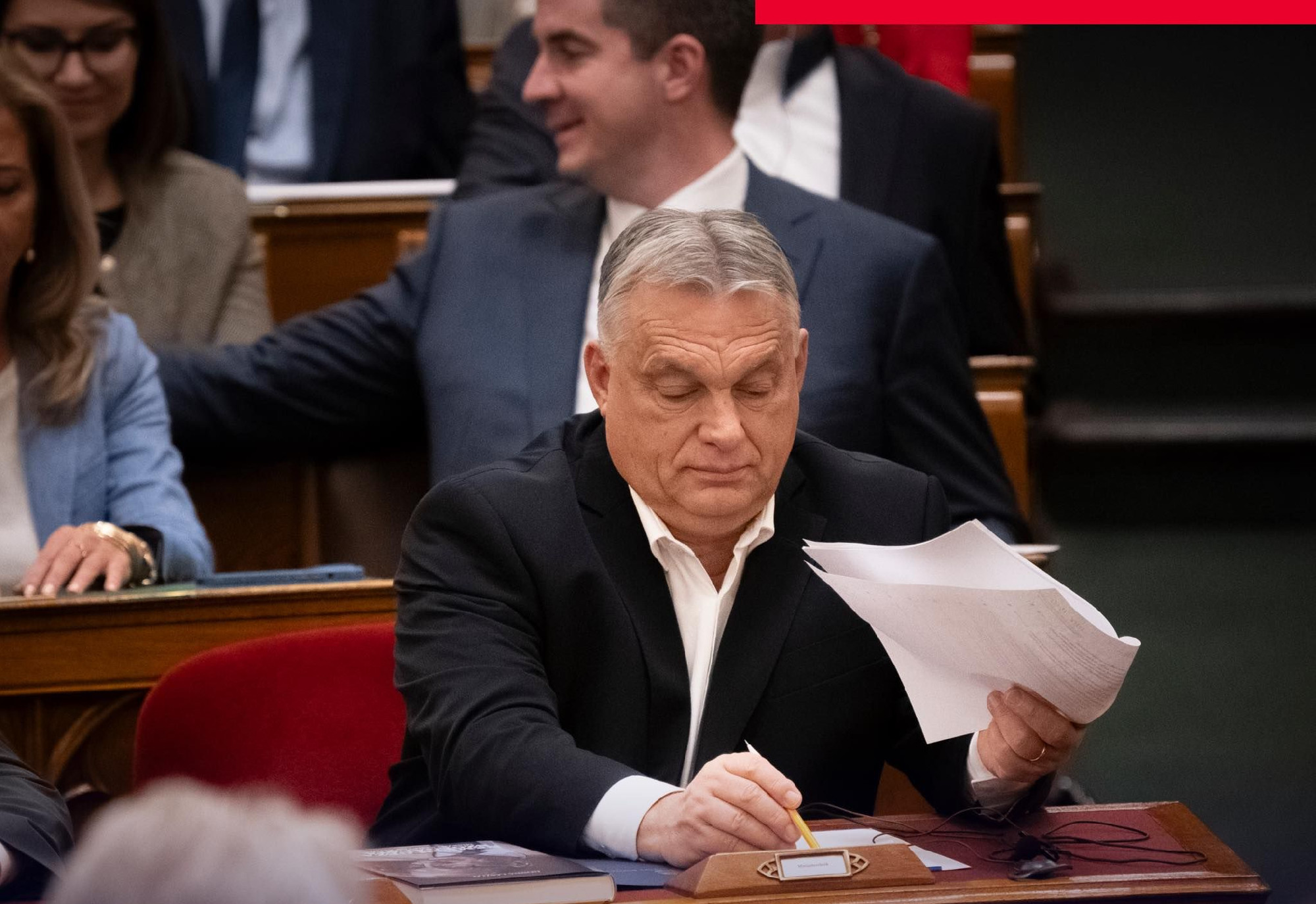 A parlament „a baloldal magyar érdekkel szembeni brüsszeli politikai akcióit” tárgyalja