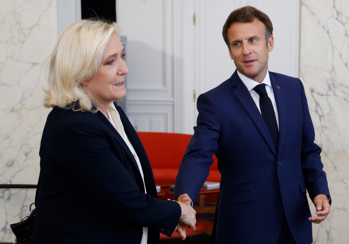 Marine Le Pen már a muszlimokat is megszólítja