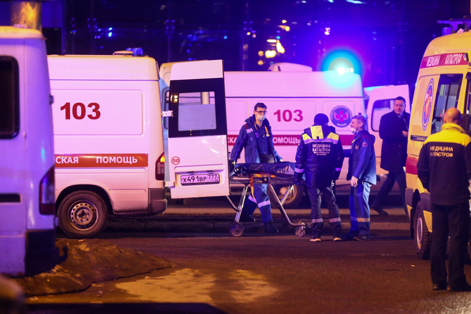 Az orosz hatóságok elfogtak négy embert a moszkvai terrortámadás után