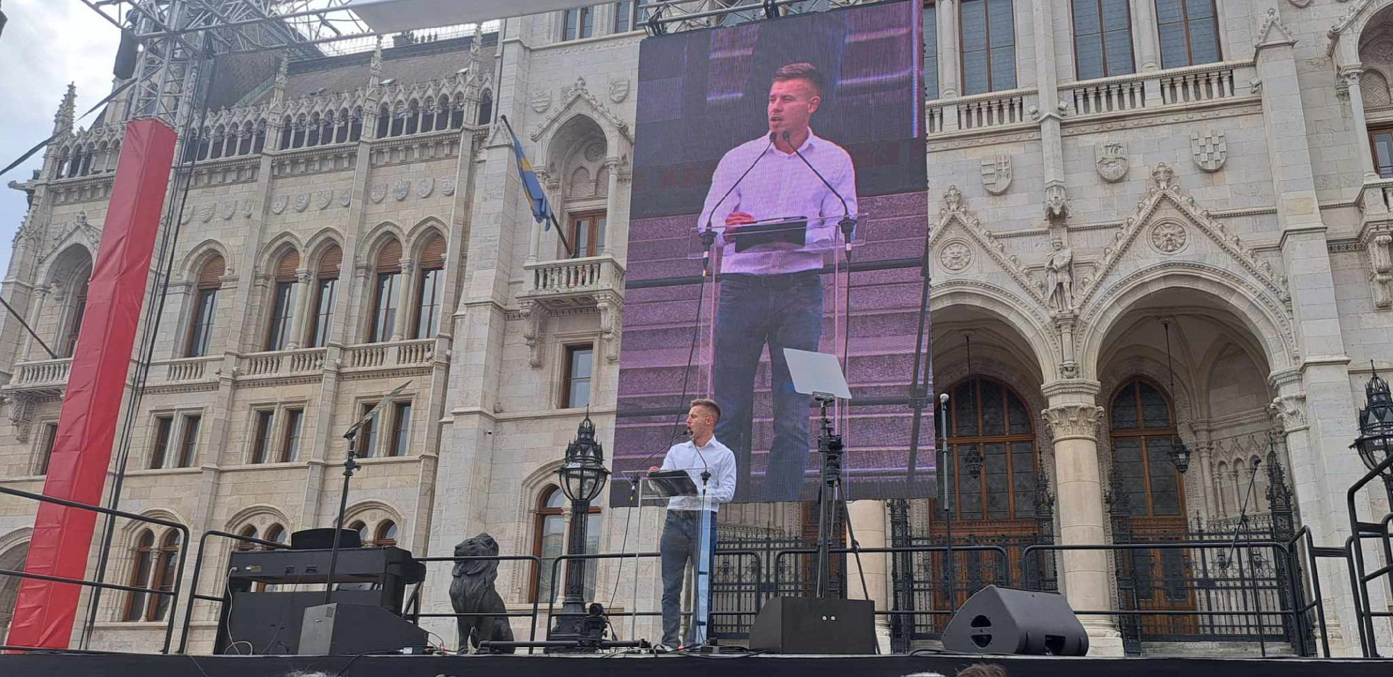Magyar Péter vitára hívta Orbán Viktort és Gyurcsány Ferencet