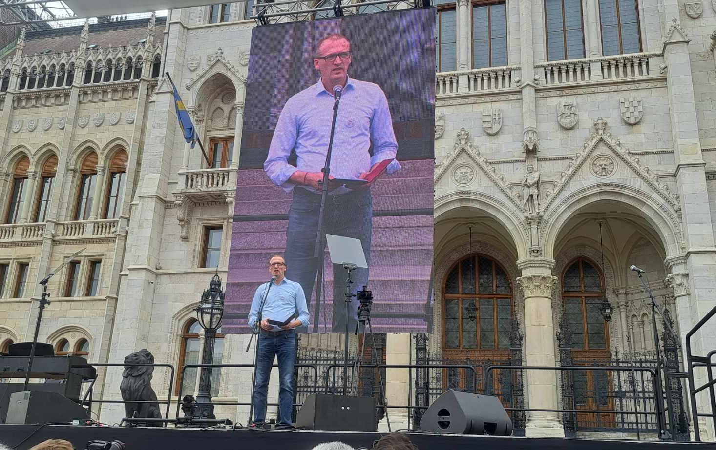 Amikor a Fidesz szállítja a drámát Magyar Péternek