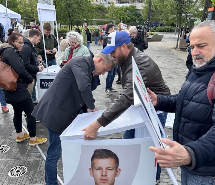Medián: a pocsék közhangulat sem rontja a Fidesz EP-választási esélyeit