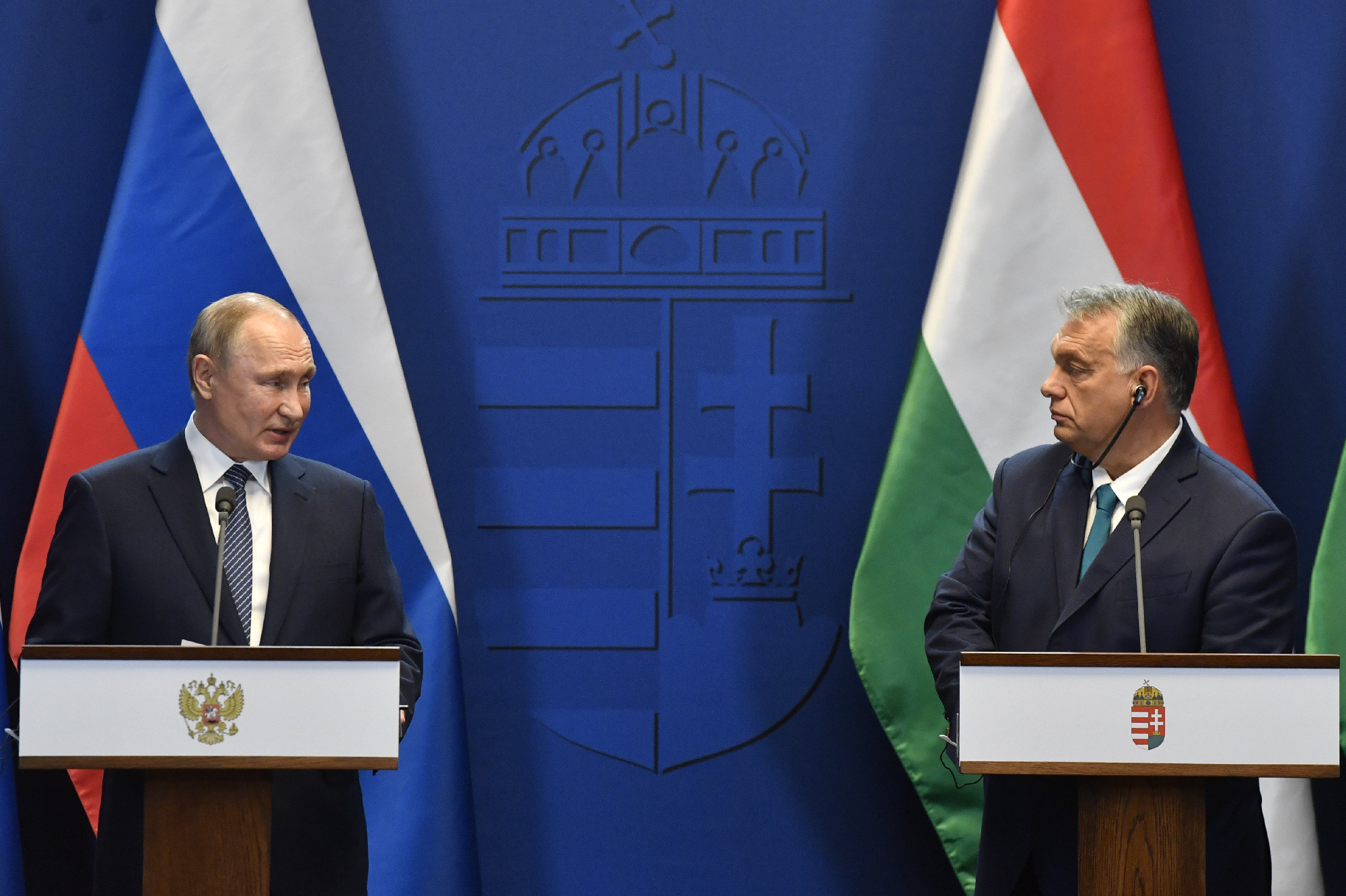„Orbán Viktor úgy viselkedik az EU-ban, mint egy orosz ügynök”