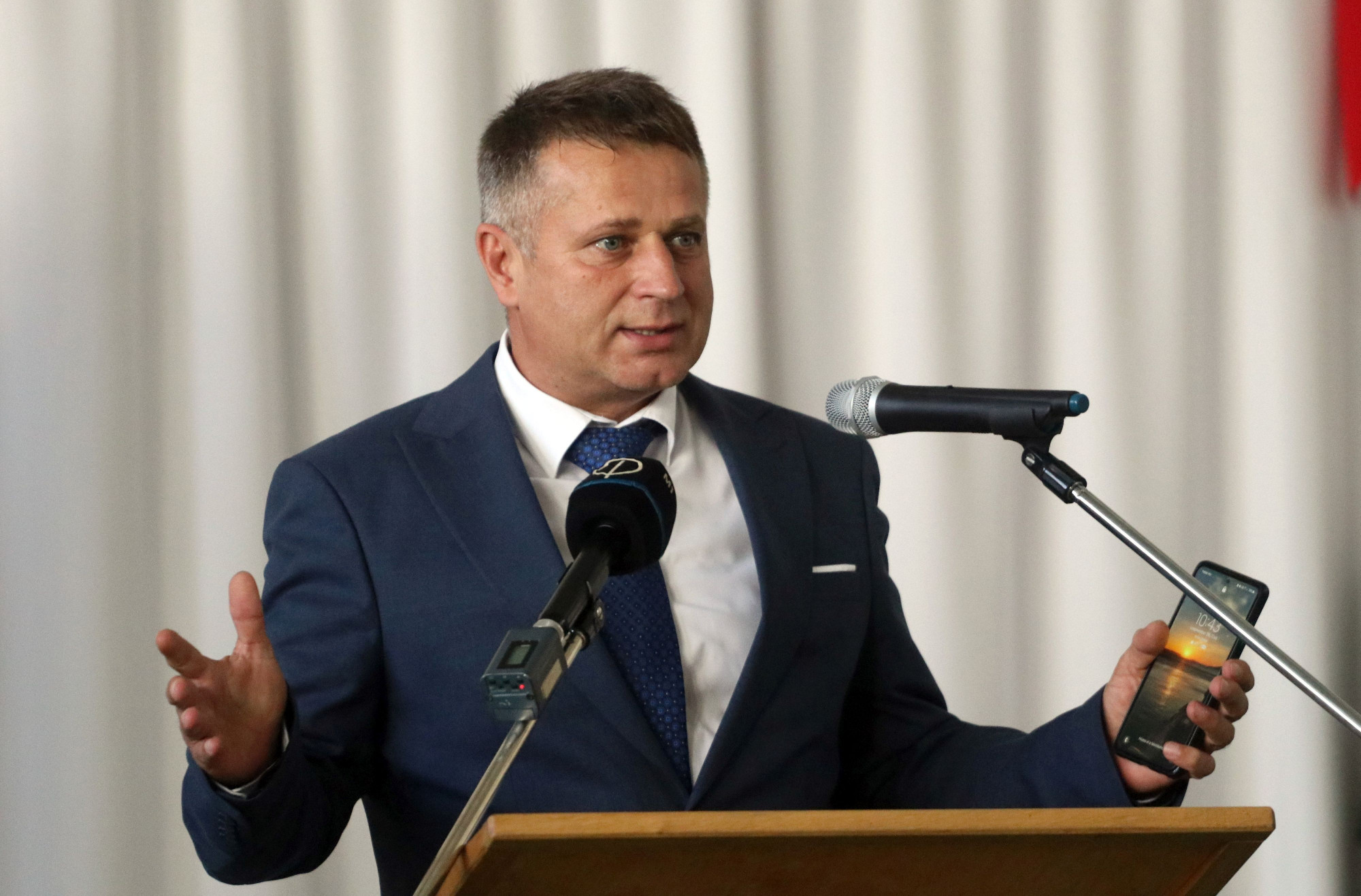 Hathavi jutalmat szavaztak meg egy leköszönő fideszes polgármesternek