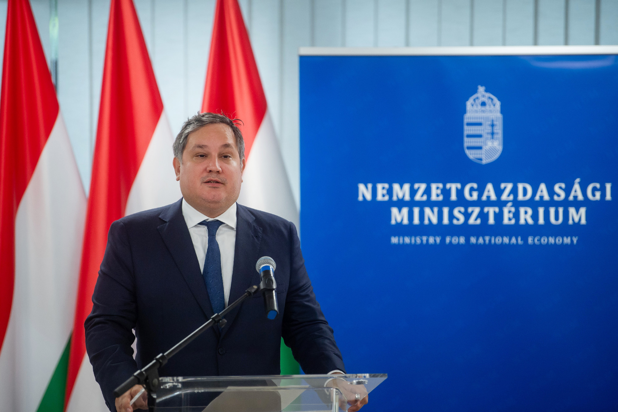 Reptéri káosz: Orbán reggeli interjúja után Nagy Márton egyből berendelte a HungaroControl vezetőjét  