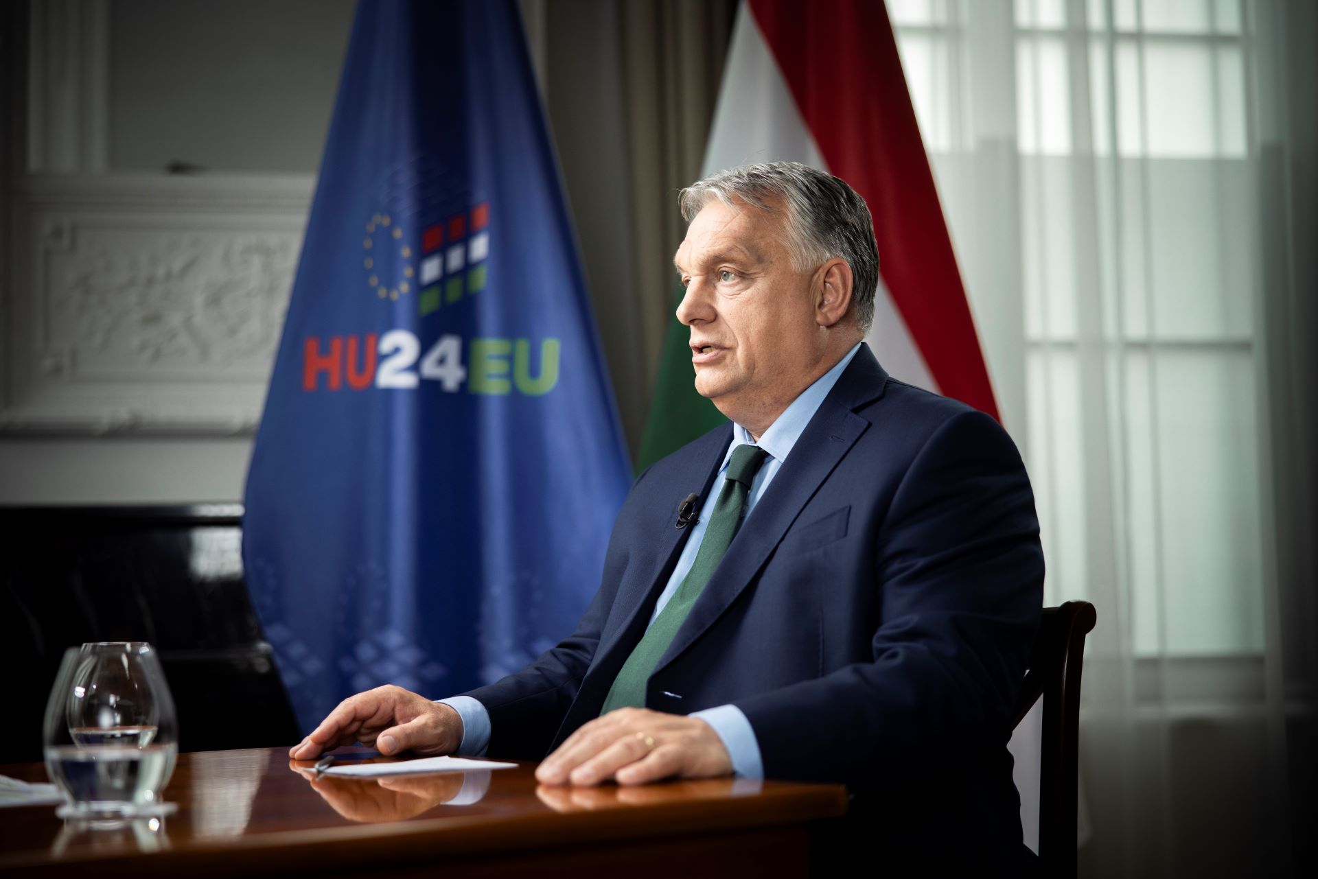 Orbán nem nyugszik bele a vereségekbe, újra bíróság elé viszi a róla író sajtót